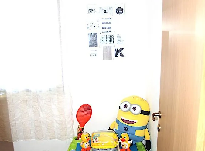 Lory A Three Bedroom With A Bbq