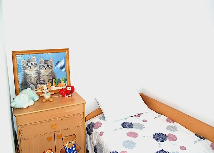 Lory A Three Bedroom With A Bbq Apartman *