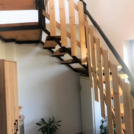 Lory A Three Bedroom With A Bbq * Divšići